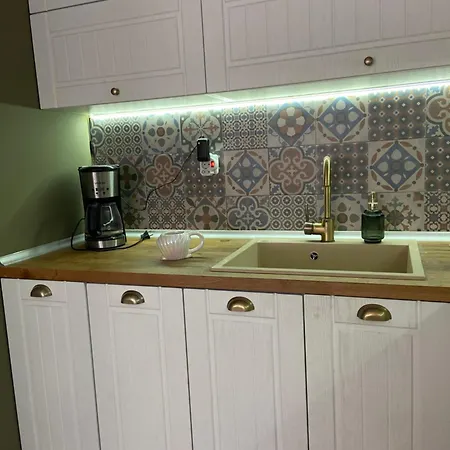 Aquarelle Apartment *